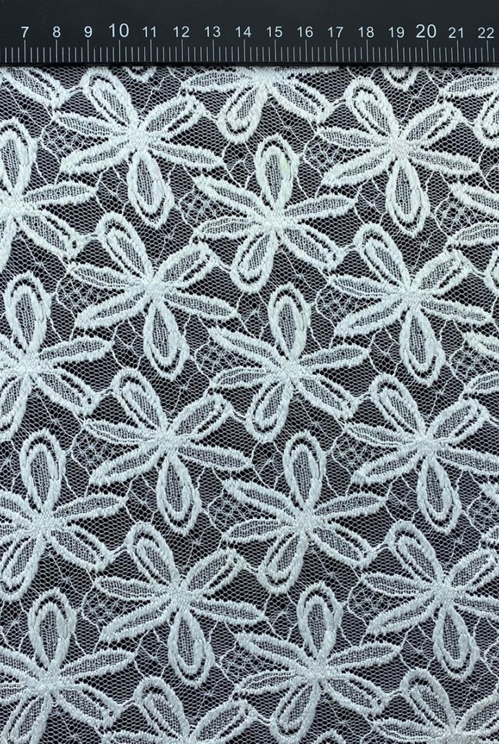 Kabartmalı Fikseli Polyester Dantel Kumaş, 150 cm