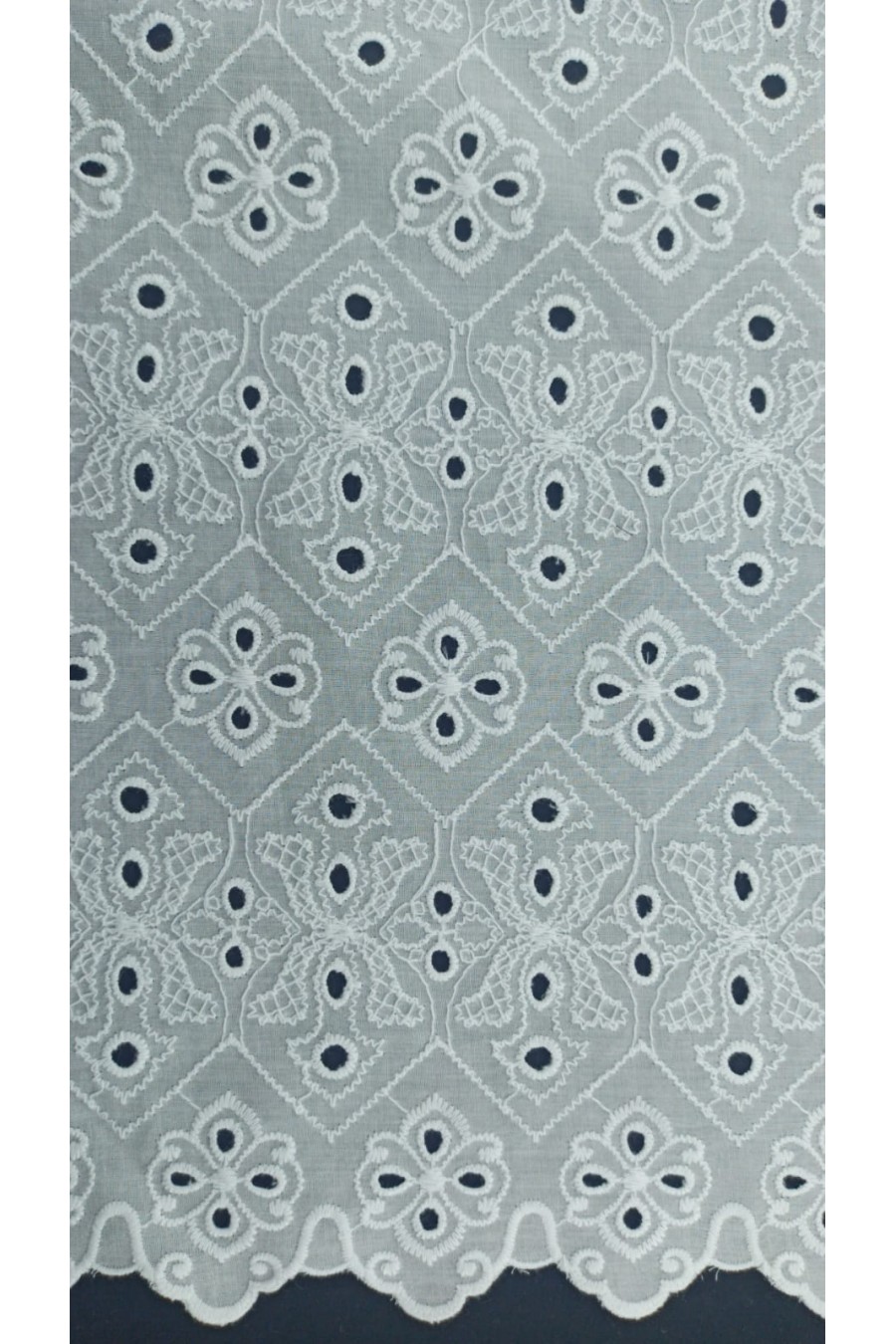 Yerli Brode Pamuk Vual Kumaş - Bohrer Desenli Kasar - 130 CM