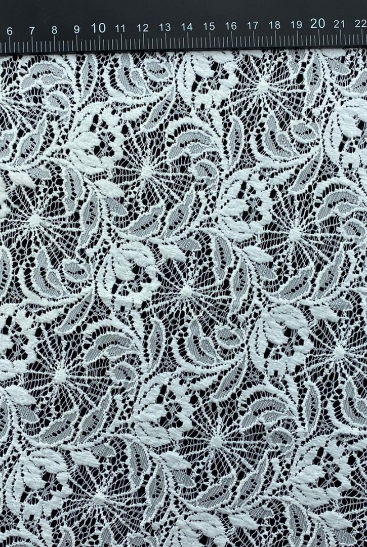 Fiksli Kabartmalı Polyester Dantel Kumaş, 150 cm