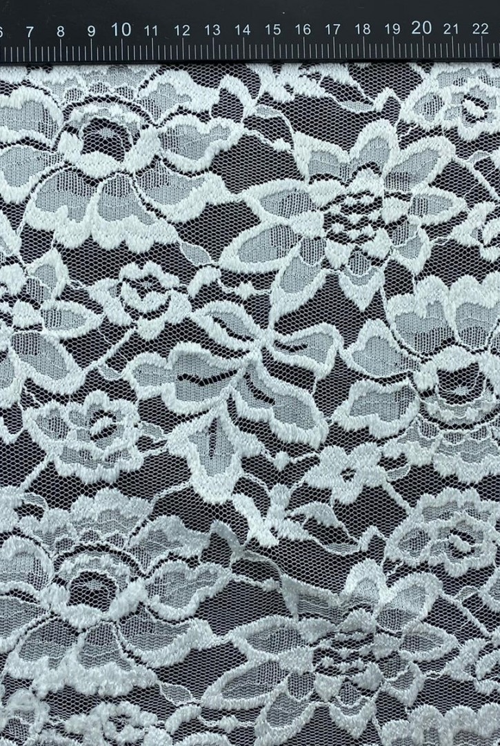 Kabartmalı Fikseli Polyester Dantel Kumaş, 150 cm