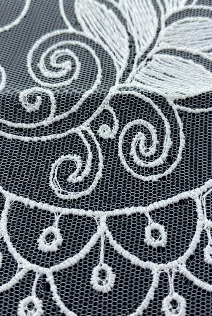 Tül Üzeri Mat Polyester Brode Bant, Ham Yapıda, Yerli