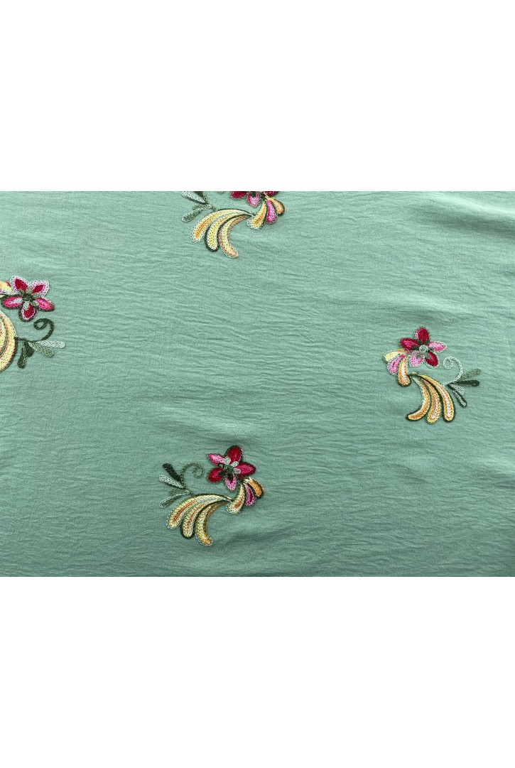Mint Zemin Renkli Nakışlı Aerobin Kumaş