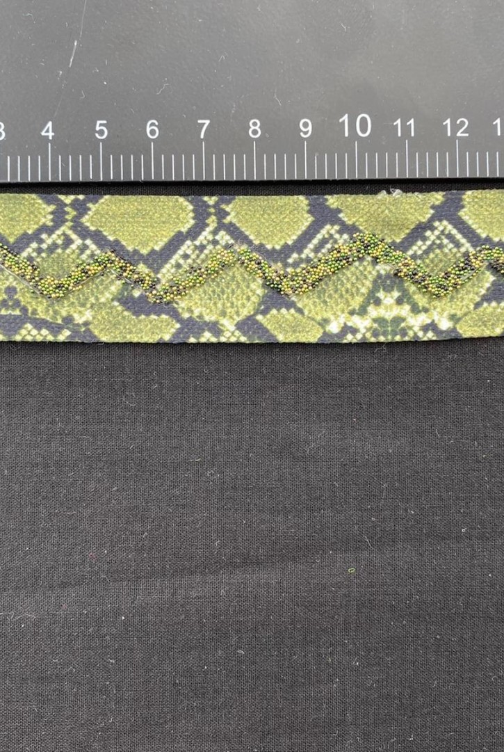 Taşlı Havyarlı Piton Desenli Polyester Raşel Bant, 3 cm