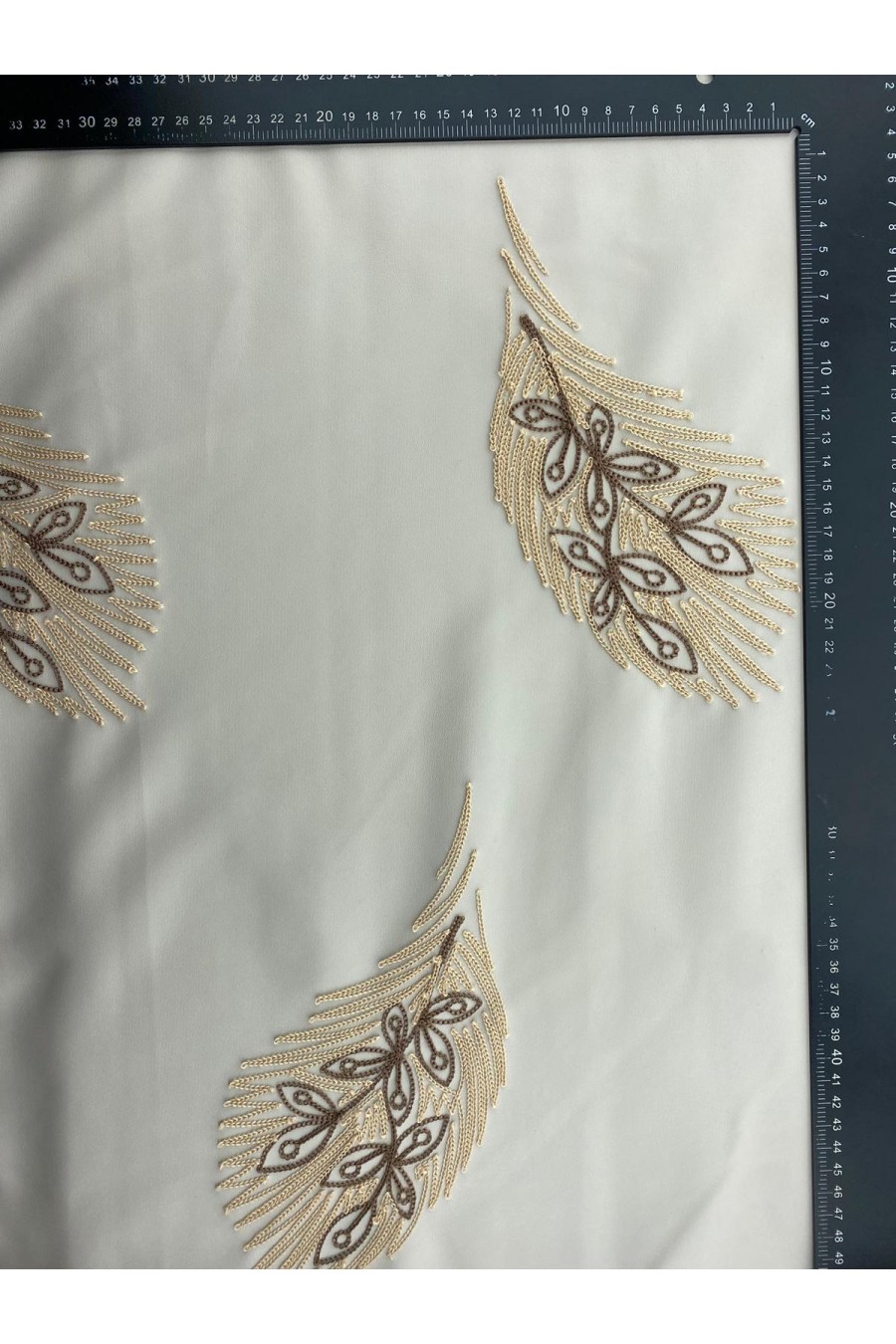 18865 KUMAŞ/YERLİ/LEZ/SÜZENELİ/DERİ/KREM ZEMİN-RENKLİ