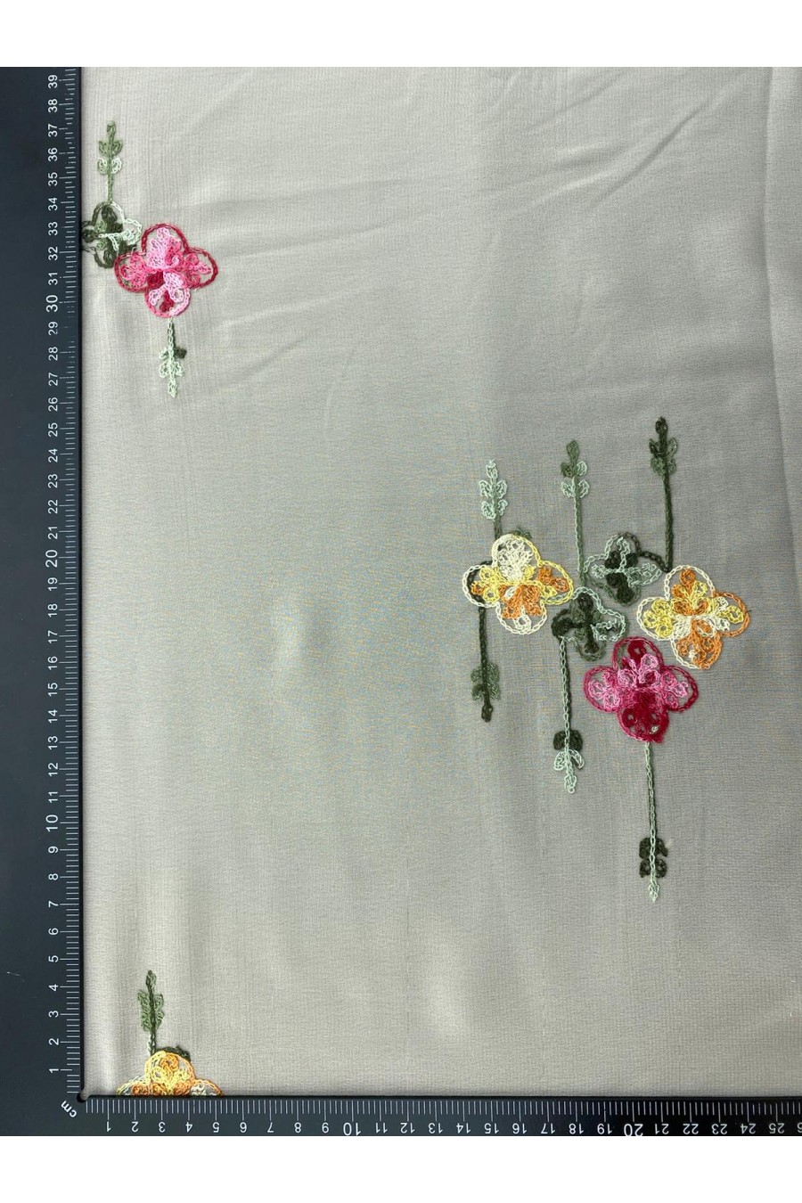 16494-METRE Bej Renkli Nakışlı Şifon Kumaş