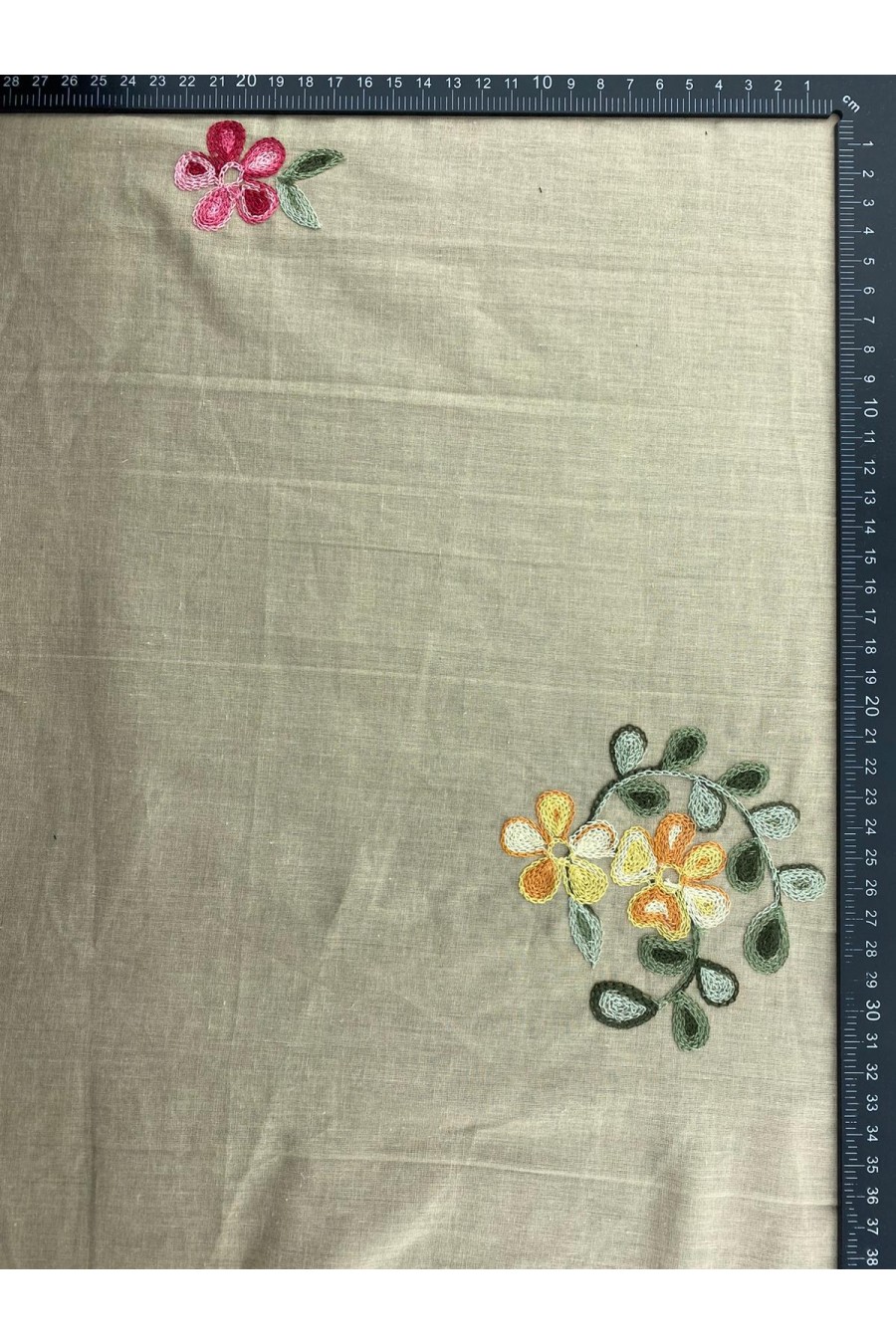 Renkli Nakışlı Bej Vual Brode