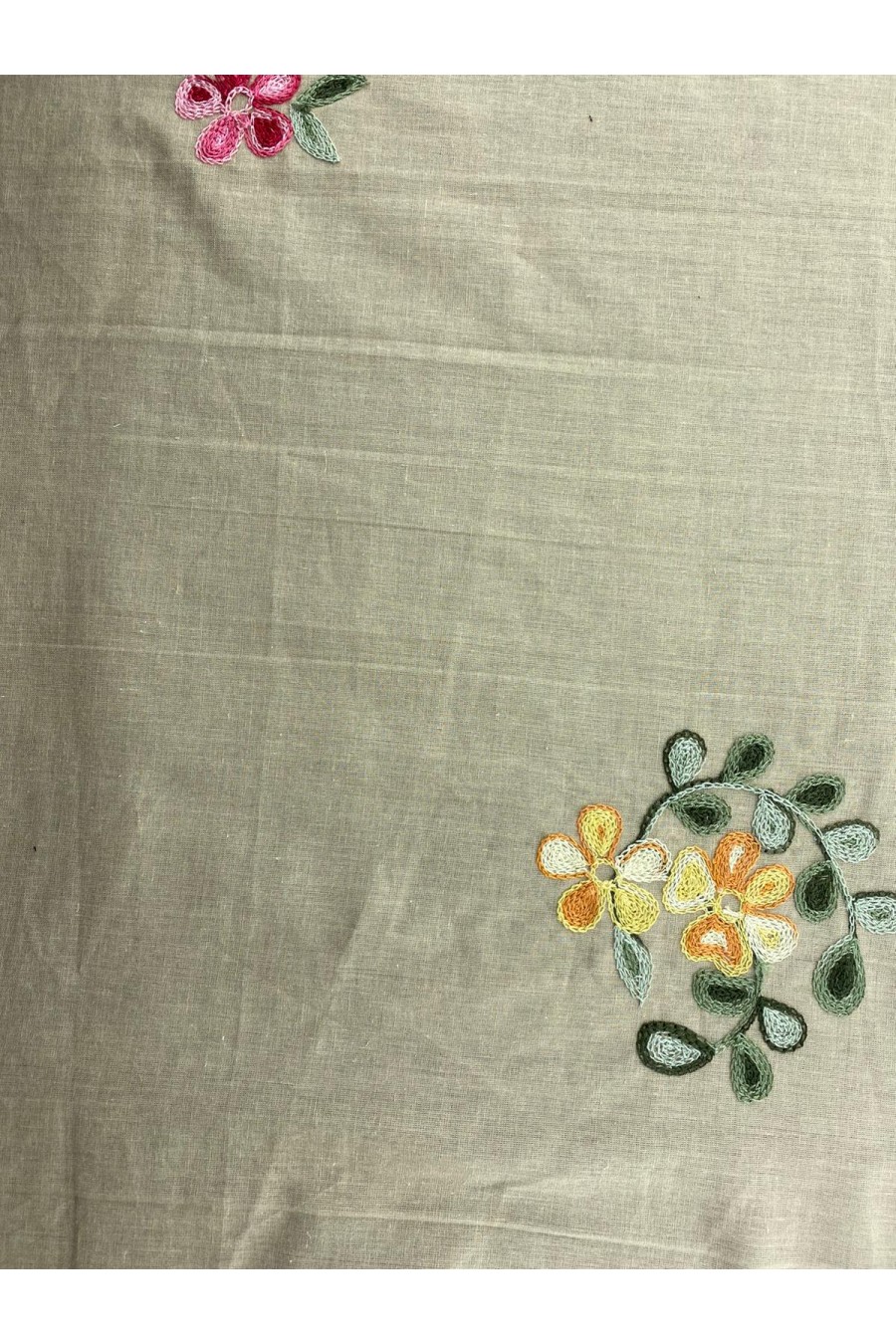 Renkli Nakışlı Bej Vual Brode