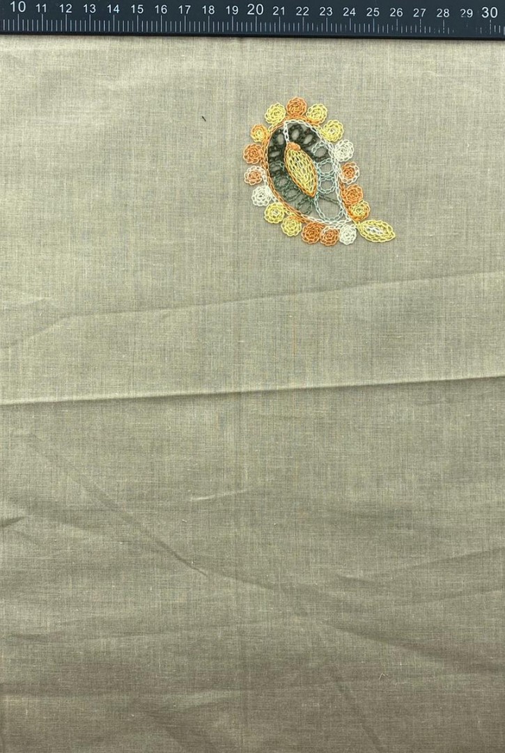 Bej Zemin Renkli Nakışlı Vual Brode