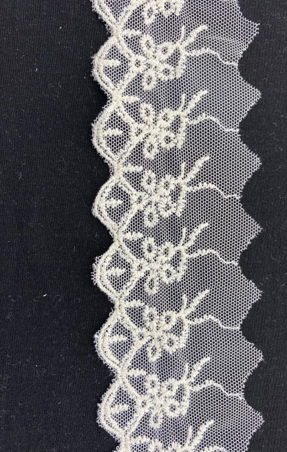 Ham Pamuk İplikli Tül Üzeri Brode Bant