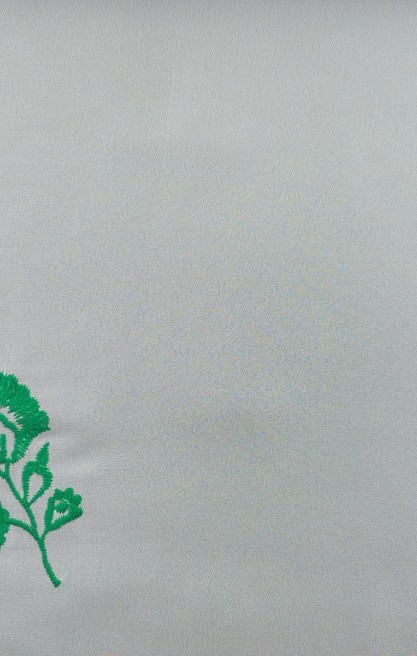 Off White Zemin Yeşil Nakışlı Şifon