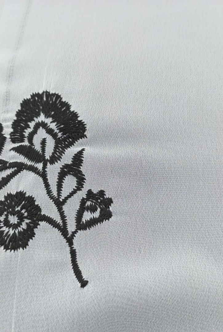 Off White Zemin Şifon Kumaş