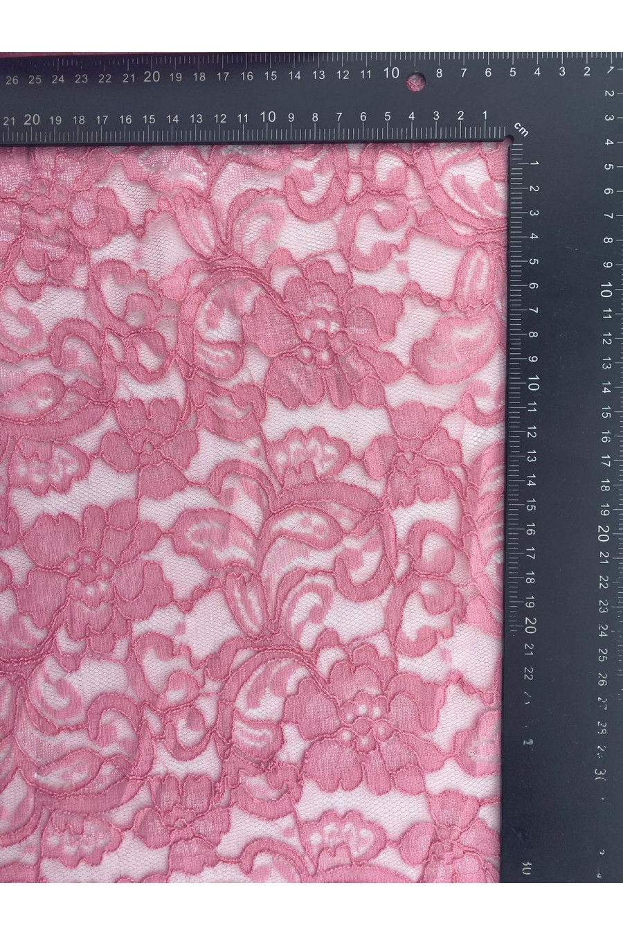 Gül Desenli Yerli Dantel Kumaş - 157 cm Polyester