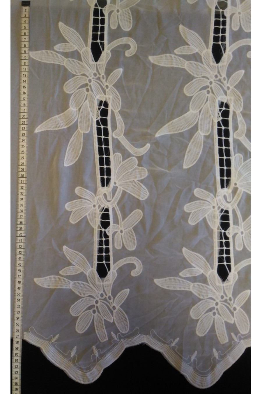 Ham Yapıda Şifon Üzeri Brode, Mat Polyester