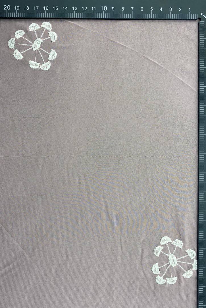 Vişne Çürüğü Zemin Krem İplik Brode Kumaş - 155 cm