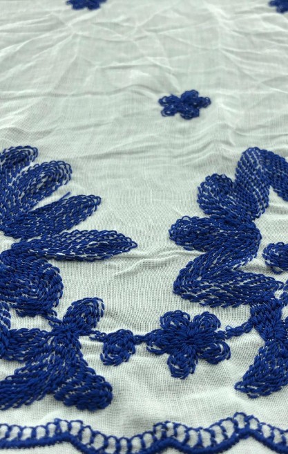 Kasar Zemin Üzeri Mavi İpli Lez Brode Vual