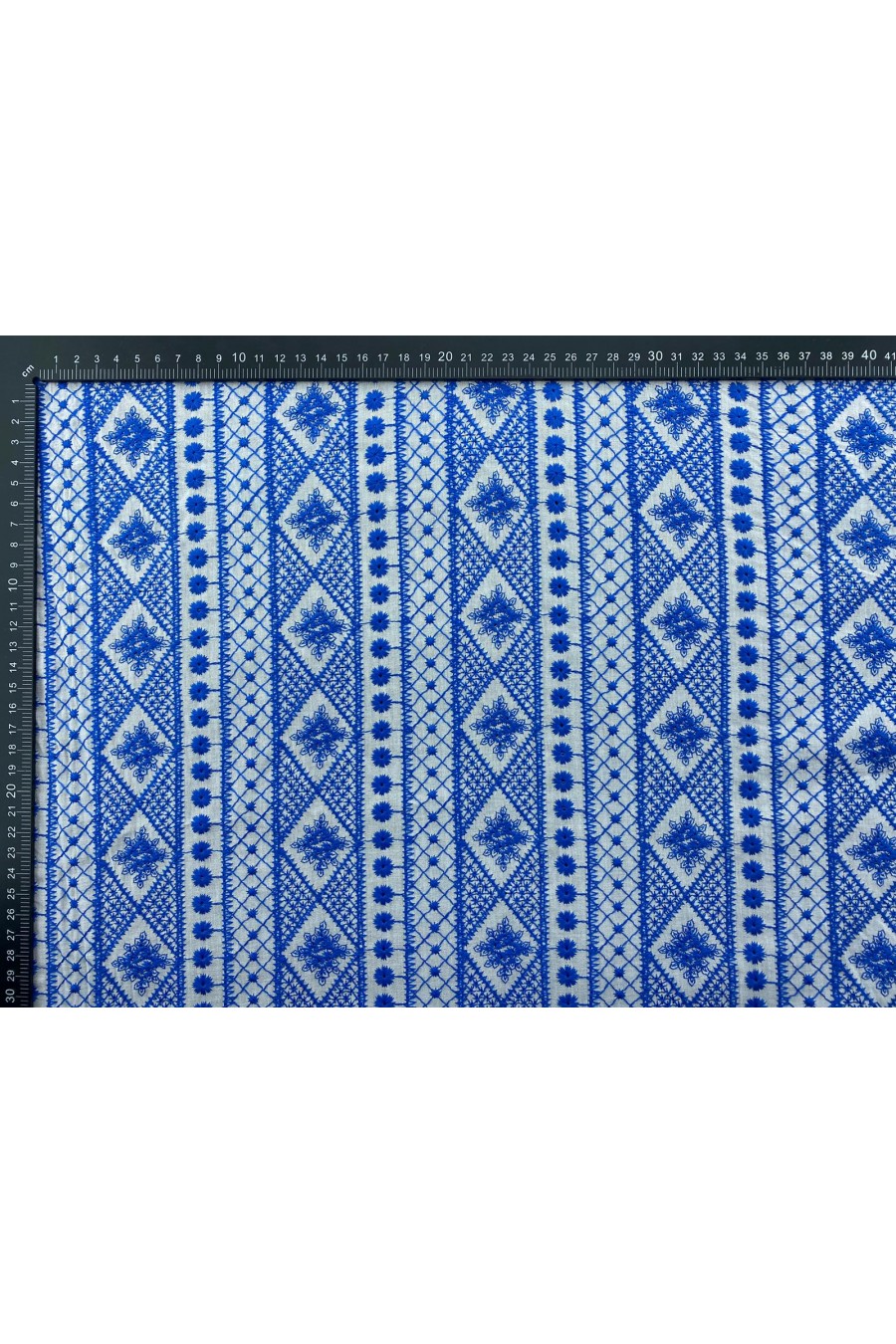 135 cm Mavi İpli Kasar Zemin Vual Pamuk Polyester Brode