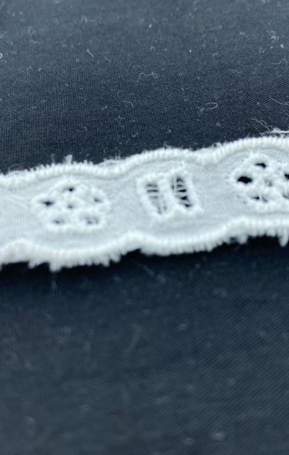 Kasar Yapıda 1 cm Pamuk Brode Bant, Yerli