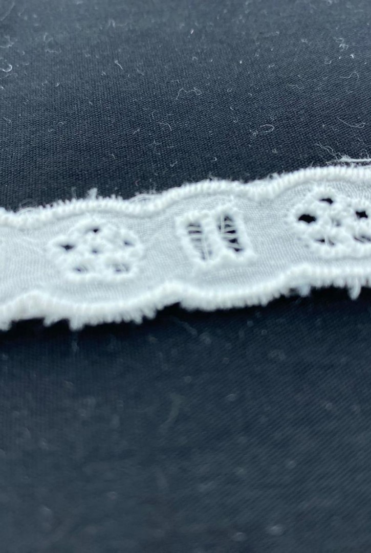 Kasar Yapıda 1 cm Pamuk Brode Bant, Yerli