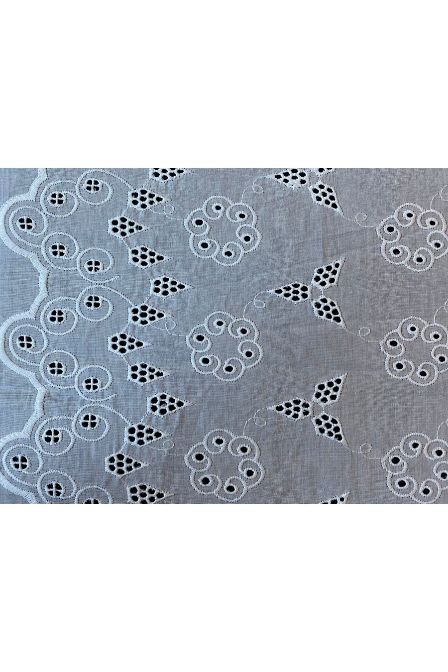 Kasar İşlemli Mat Polyester Vual Brode Kumaş