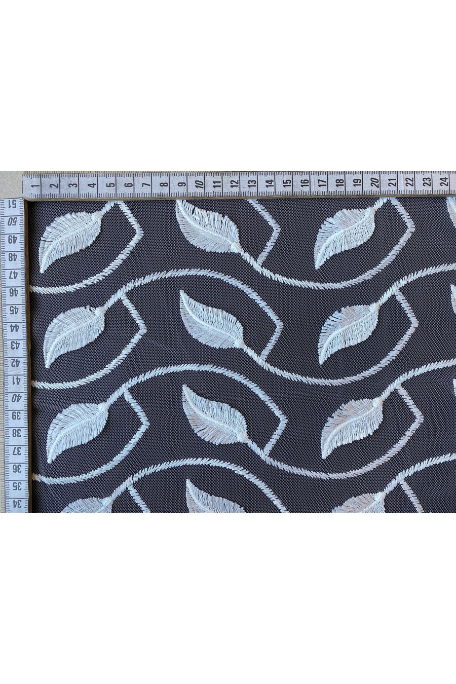 Ham Mat Polyester Tül Üzeri Brode Kumaş, 140 cm