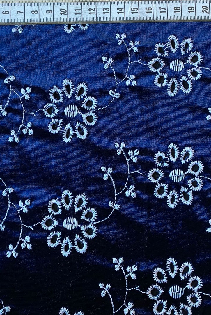 Yerli Lacivert Bohrelli Kadife Brode Kumaş