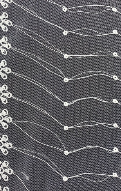 Puanlı Ham Mat Polyester Tül Üzeri Brode Kumaş, 130 cm