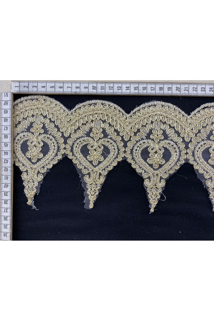 Kordeneli Gold Tül Üzeri Brode Bant, 15 cm