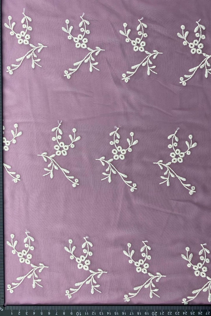 Pamuk Polyester Krem İplikli Şifon Brode, 150 cm