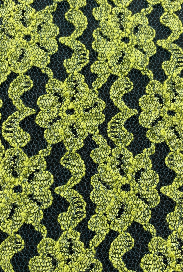 4336 Siyah-Yeşil Lez Dantel Kumaş – Yerli Polyester, Likralı ve Esnek Yapı