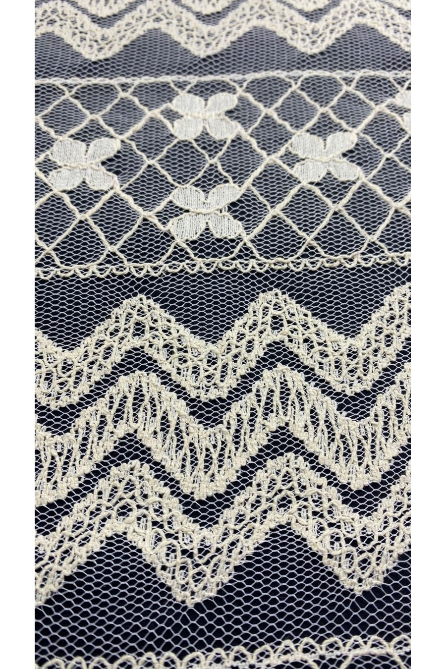 Fikse Pamuk Polyester Yerli Dantel Kumaş