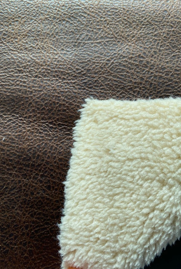 22581 KUMAŞ/YERLİ/LEZ/POLYESTER/KAHVERENGİ DERİ/KREM KÜRK/150 CM