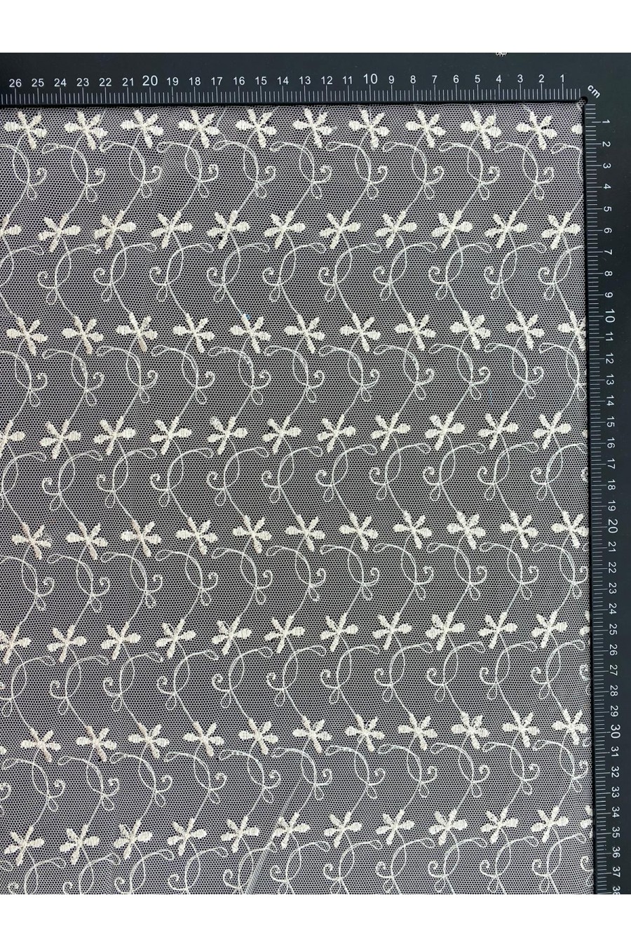 Parlak Polyester Somon Tül Üzeri Brode