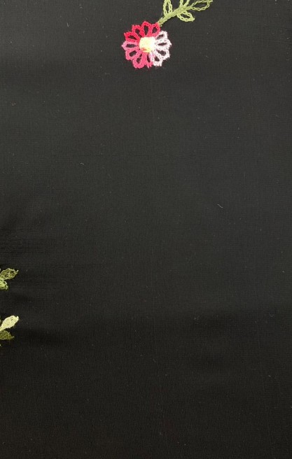 Çok Renkli Nakışlı Şifon Üzeri Siyah Brode