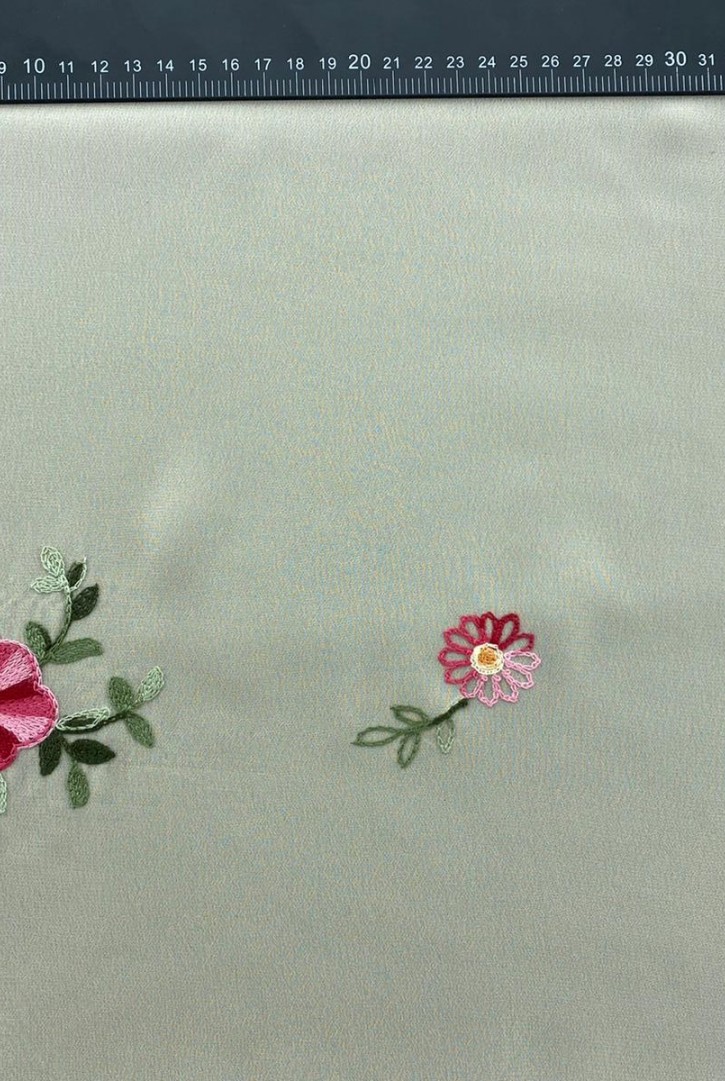 Bej Şifon Üzeri Multicolor Nakışlı Brode, İthal