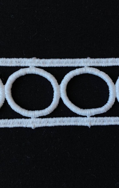 3,5 cm Genişliğinde Ham Güpür Brode Bant, Yerli