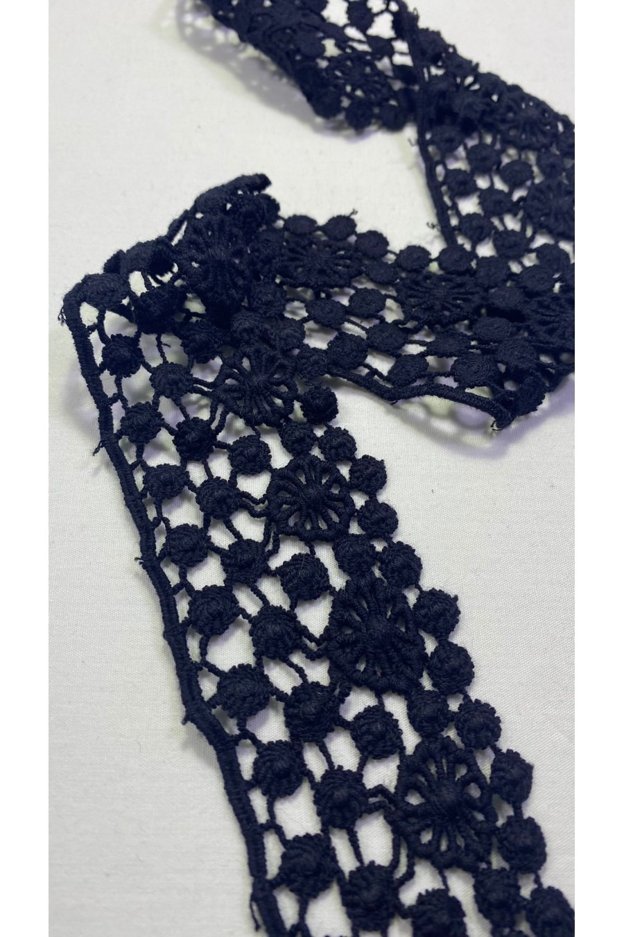 Siyah Kopanaki Güpür Brode, Pamuk