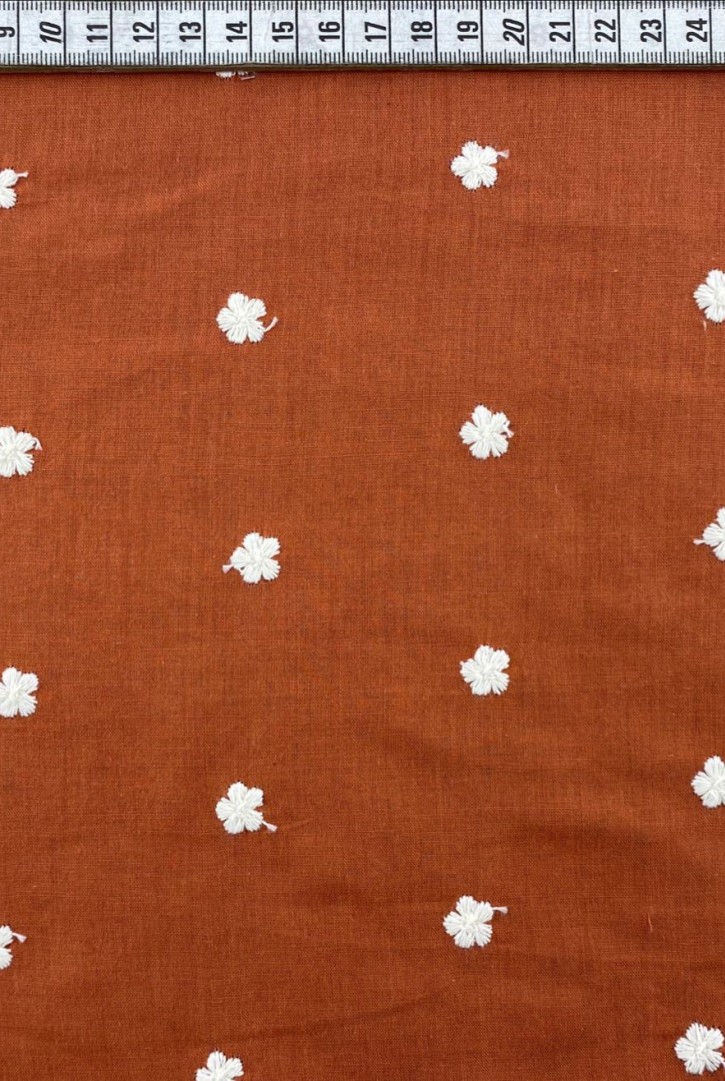 Kiremit Zemin Çiçek Puantiyeli Pamuk Polyester Vual Brode Kumaş