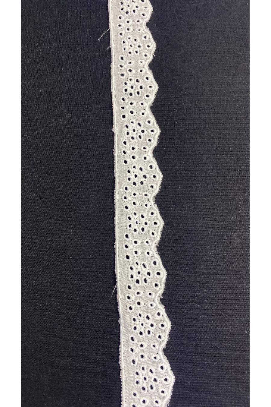 2.5 cm Genişliğinde Kasar İşlemli Pamuk Polyester Brode Bant