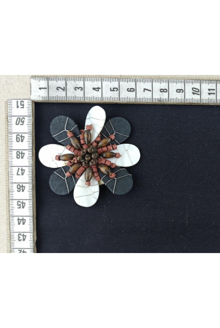 Siyah-Beyaz İthal Broş Aksesuar