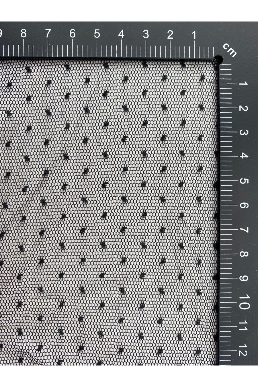 Siyah Dik Pliseli Puantiyeli Tül - 150 cm