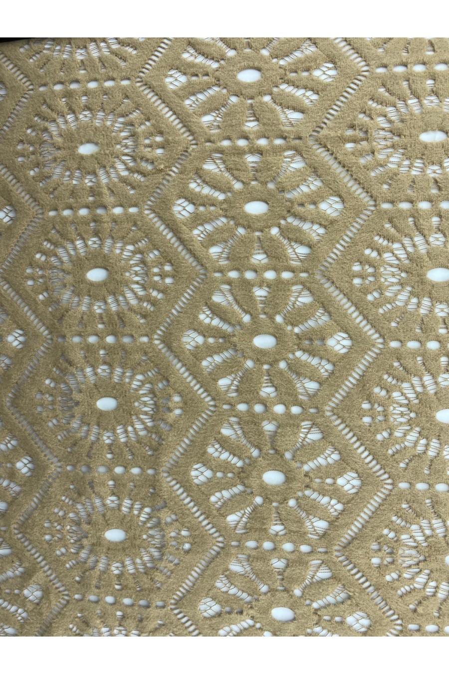 Bisküvi Renk Şardonlu Micro Polyester Yerli Dantel Kumaş