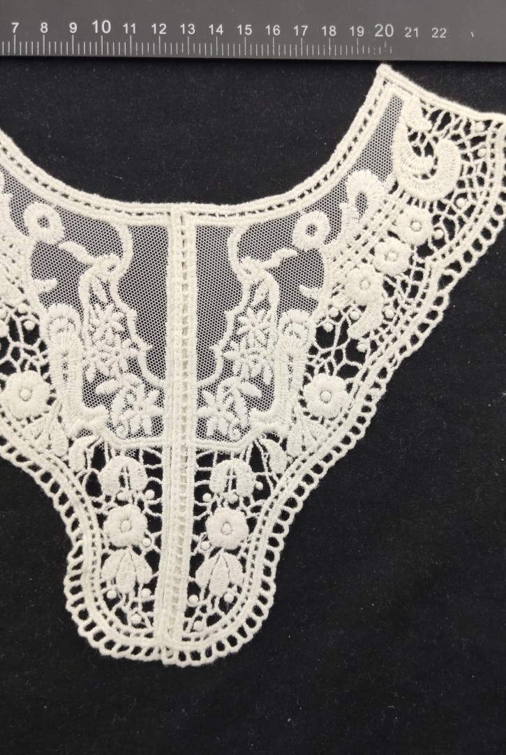 Ham Pamuk Yaka Brode Kumaş