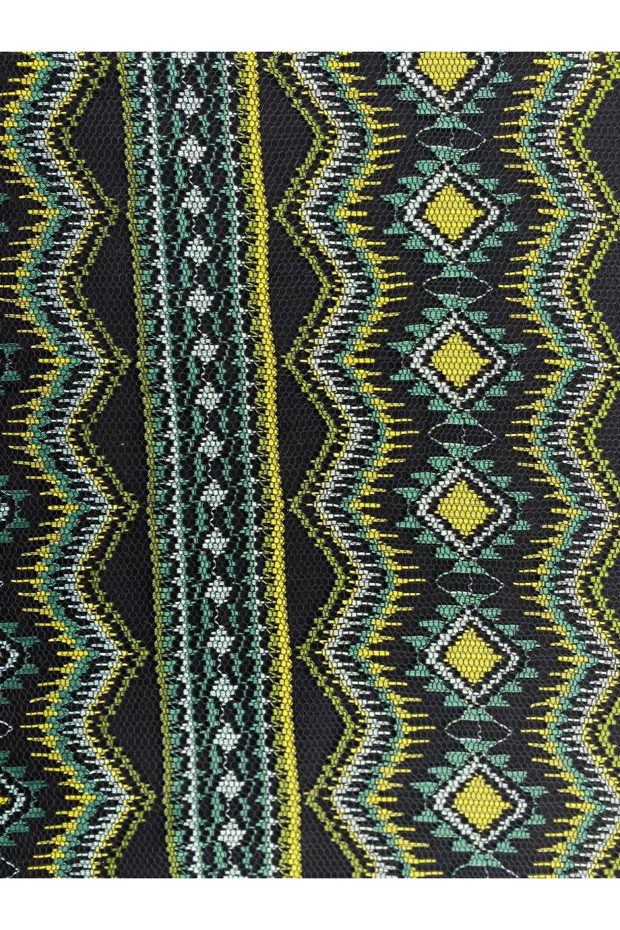 Yeşil-Sarı Nakışlı Naylon Karışımlı Yerli Polyester Dantel, 150 cm