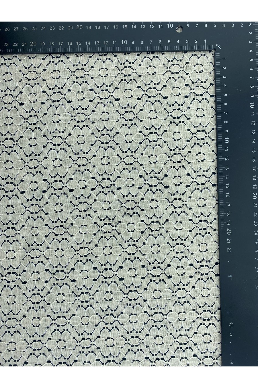 Fikse İşlemeli Pamuk Polyester Yerli Dantel