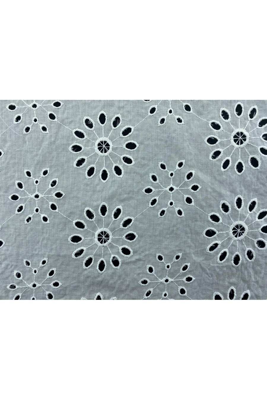 11055-METRE Kasar İşlemli Bohrerli Pamuk Vual Yerli Brode - 130 cm