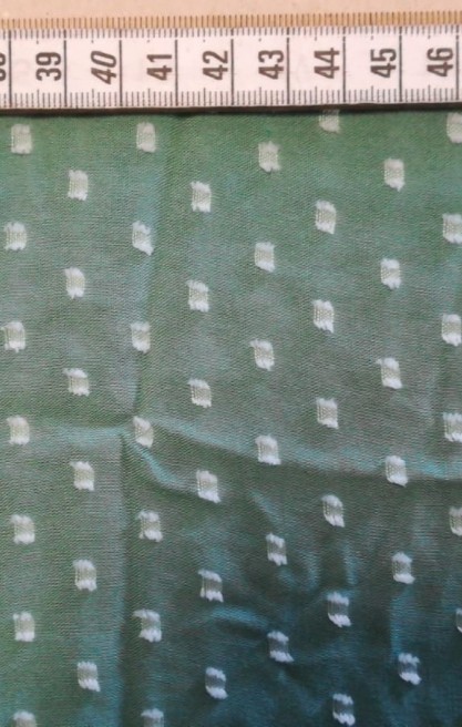Yeşil Zemin Beyaz Puantiyeli Viskon Polyester Kumaş, 150 cm