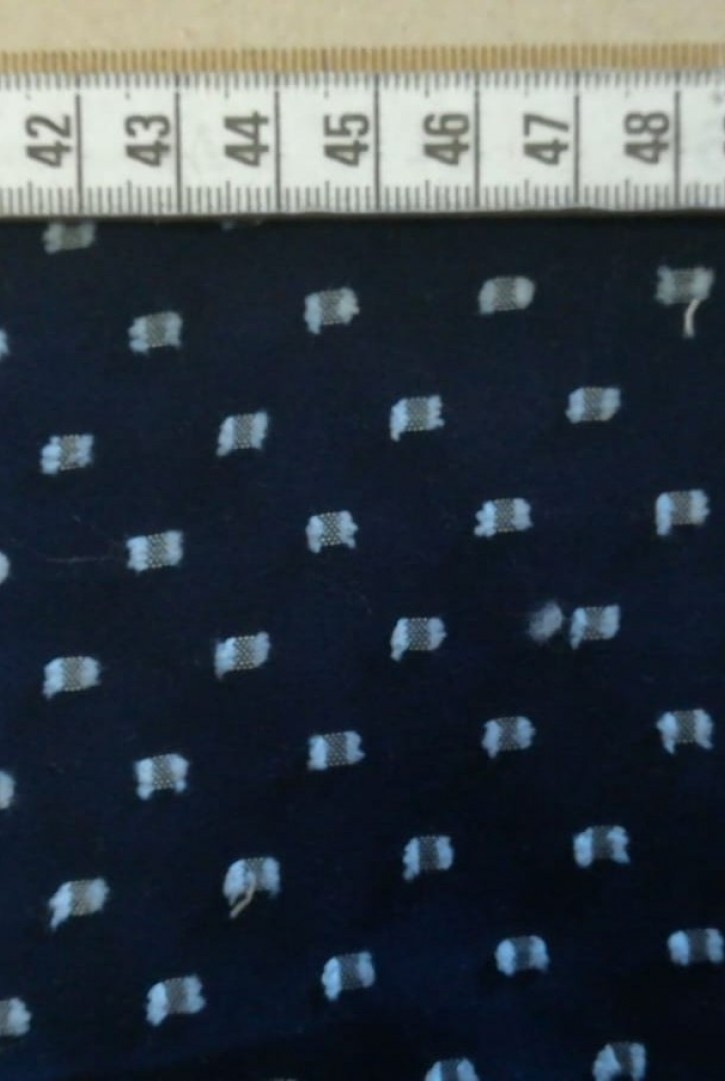 Lacivert Zemin Beyaz Puantiyeli Viskon Polyester Kumaş, 150 cm Lacivert Zemin Beyaz Puantiyeli Viskon Polyester Kumaş, 150 cm