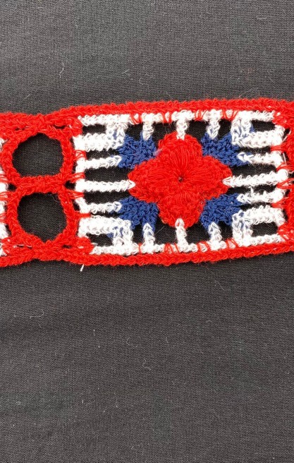 Kırmızı-Beyaz-Laci Tığ İşi Bant, 4.5 cm