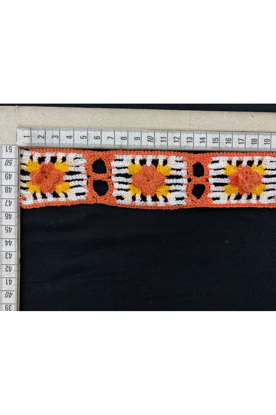 Turuncu-Beyaz-Sarı Tığ İşi Bant, 4.5 cm