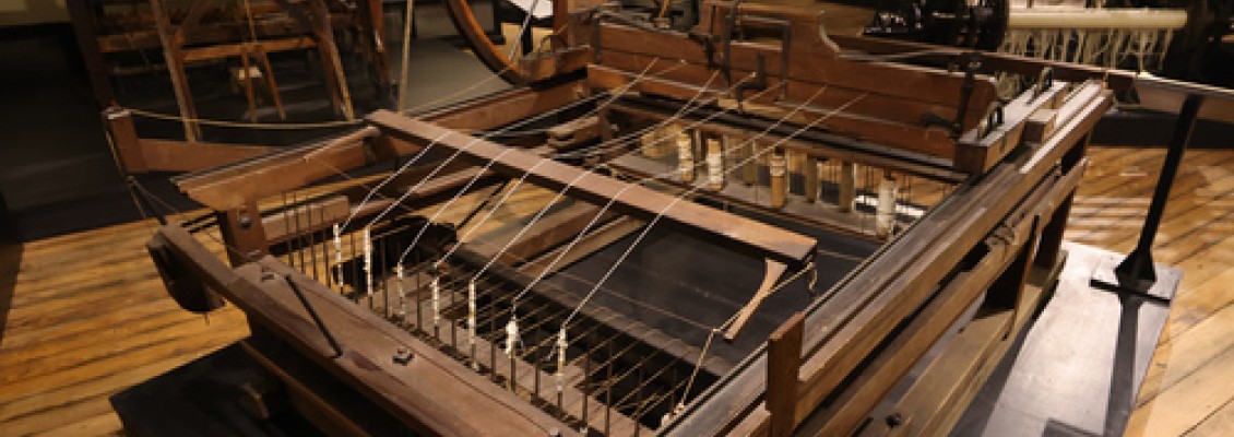 Las Historias Olvidadas de la Revolución Textil - Capítulo 2 | La Rueca Volcada: El Accidente que Cambió la Historia Para Siempre